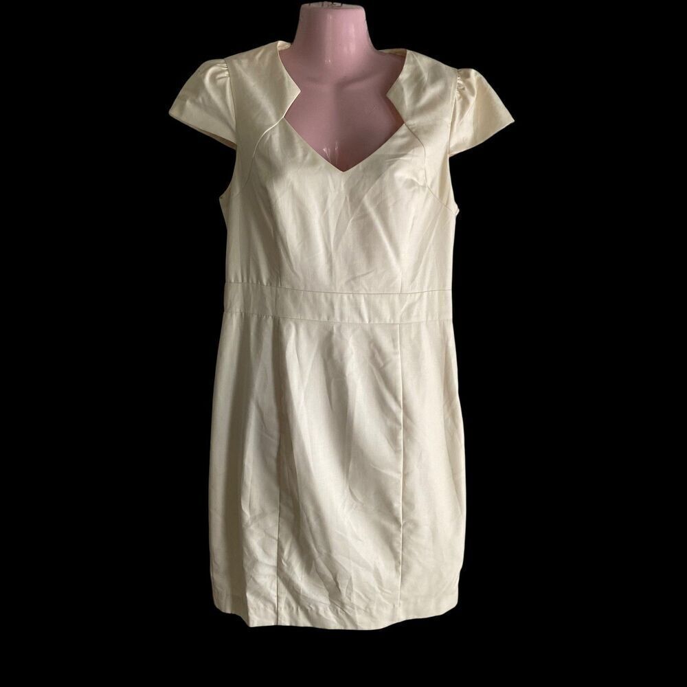 Forever 21 Contemporary Dress Womens Medium Ivory Cap Sleeve Fully Lined V Neck